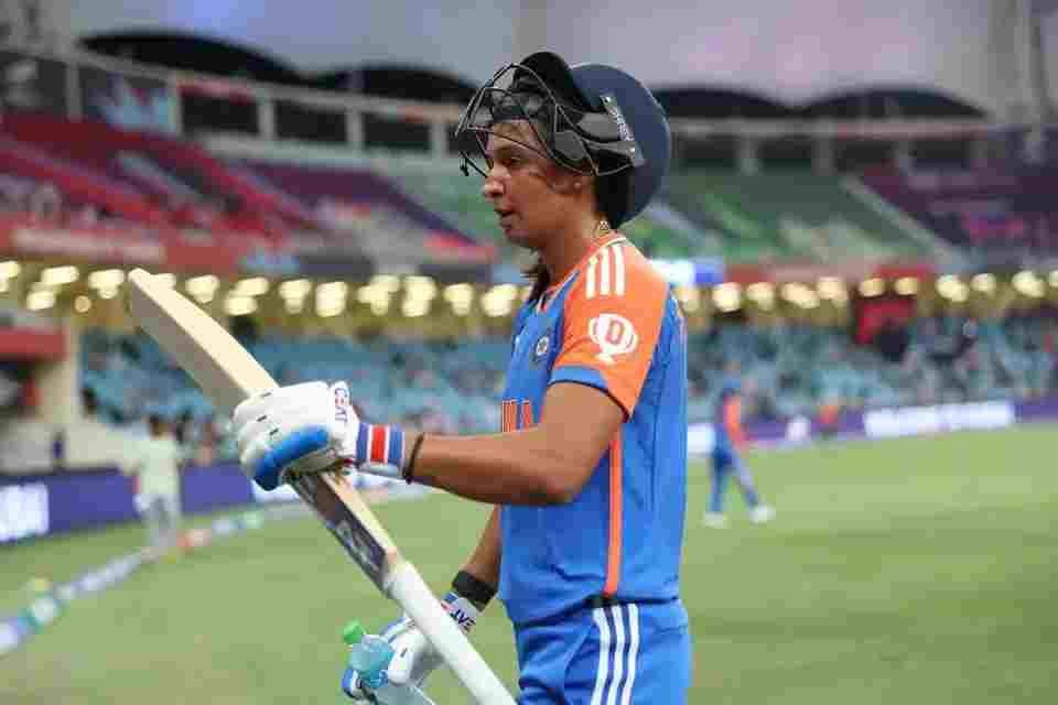 How did Harmanpreet Kaur dominate the grand stage ?
