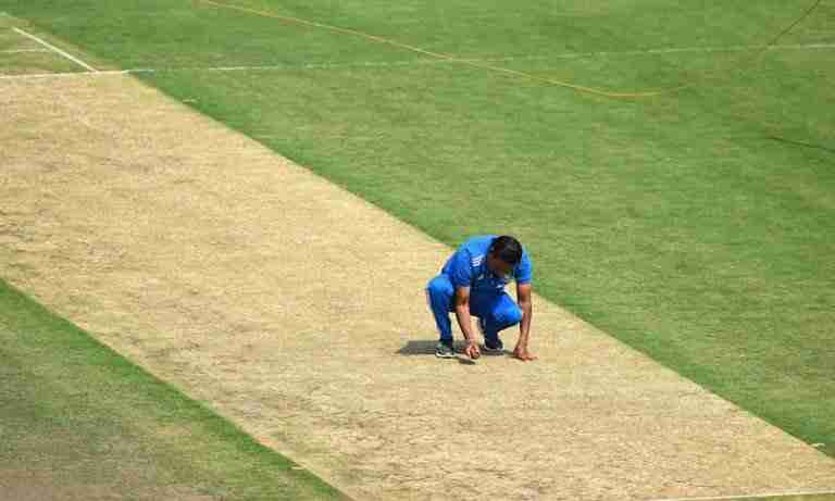 IND vs ENG: "There Are Cracks": Vikram Rathour Gives Honest Review Of Pitch For Ranchi Test
