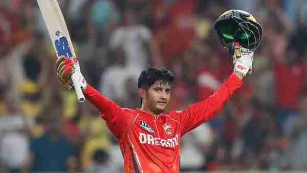 Top 5 fastest-hitting centuries
