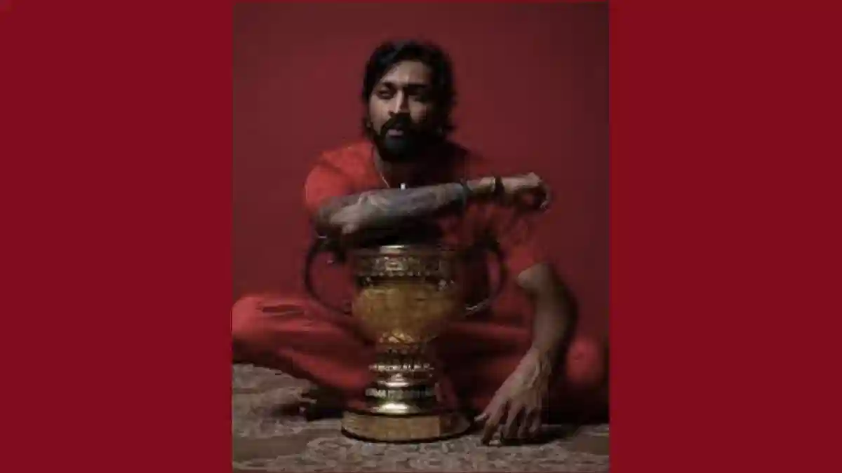 Krunal Pandya with 4 IPL trophies.webp
