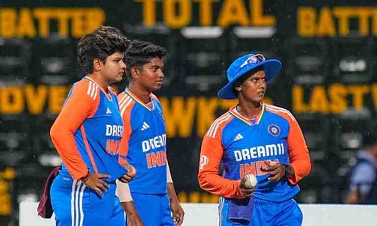 IND-W vs SA-W T20 2024: India beat South Africa by 10 wickets in final match; series tied 1-1