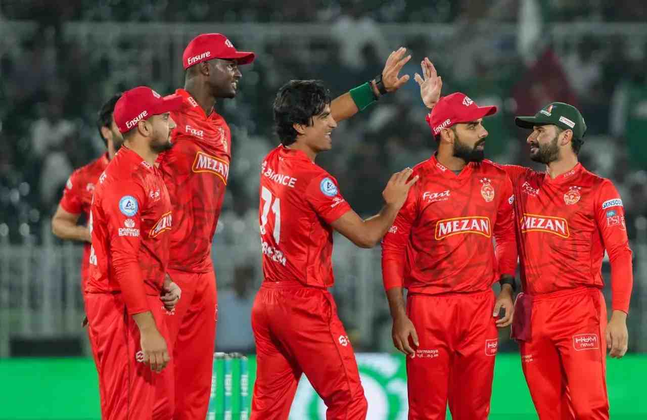 Australian cricketer Matthew Short, walking off the field after injury during the Champions Trophy 2025, was later ruled out of PSL X.