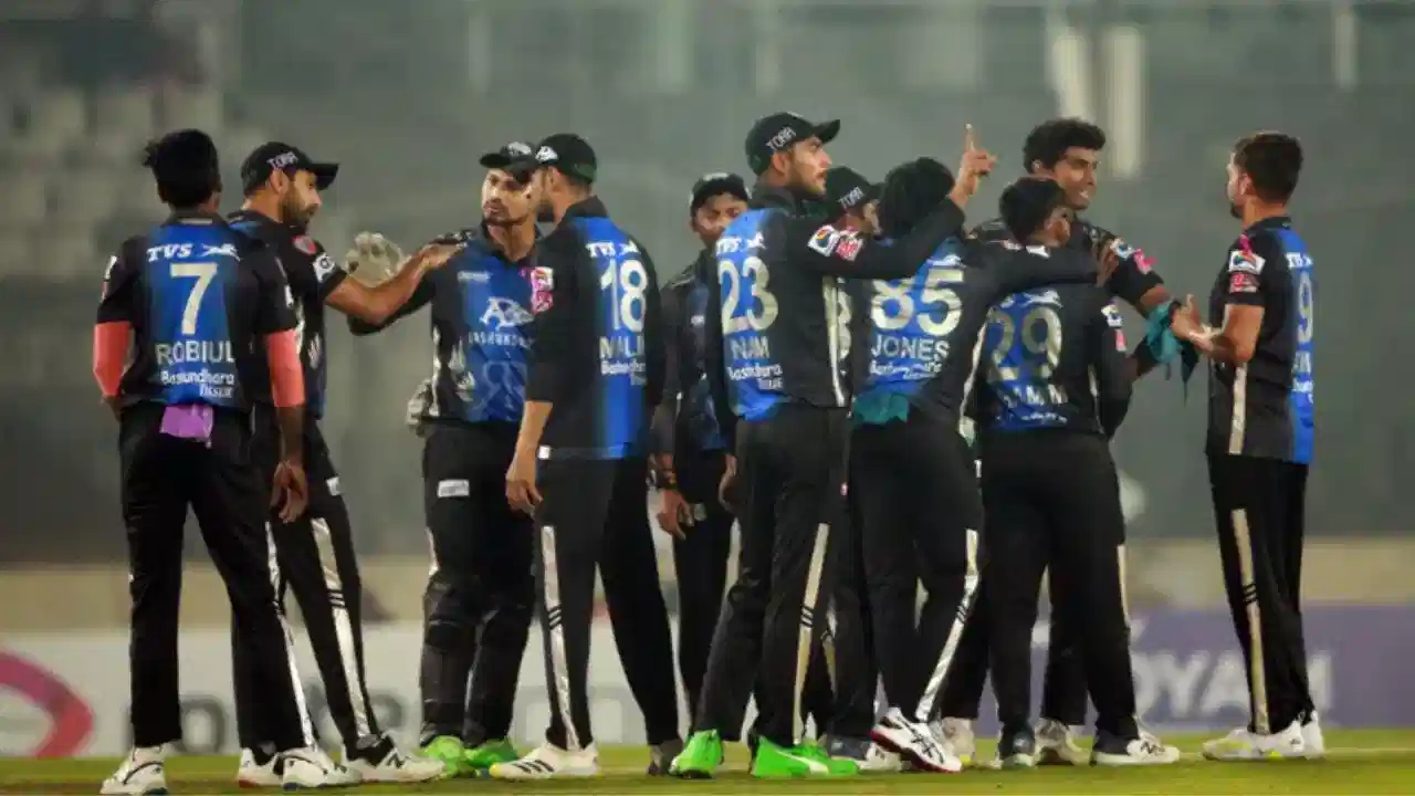 Rangpur Riders sign key Pakistan internationals