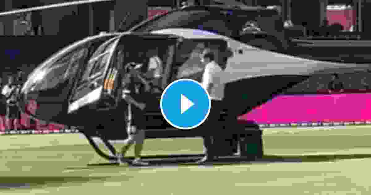 Watch Video: David Warner Arrives in Style at the SCG via Helicopter