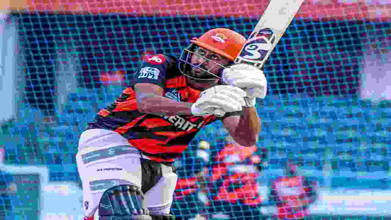 Kamindu Mendis.webp