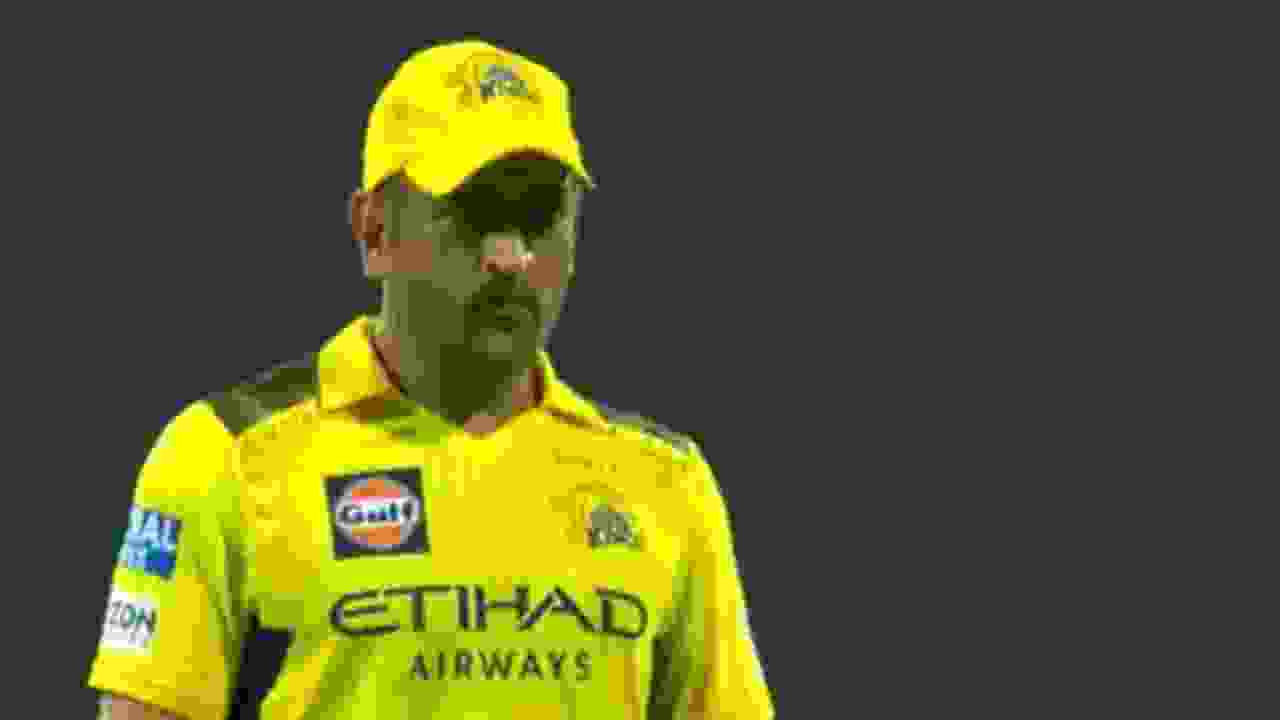 Captain MS Dhoni in controversial lbw.webp
