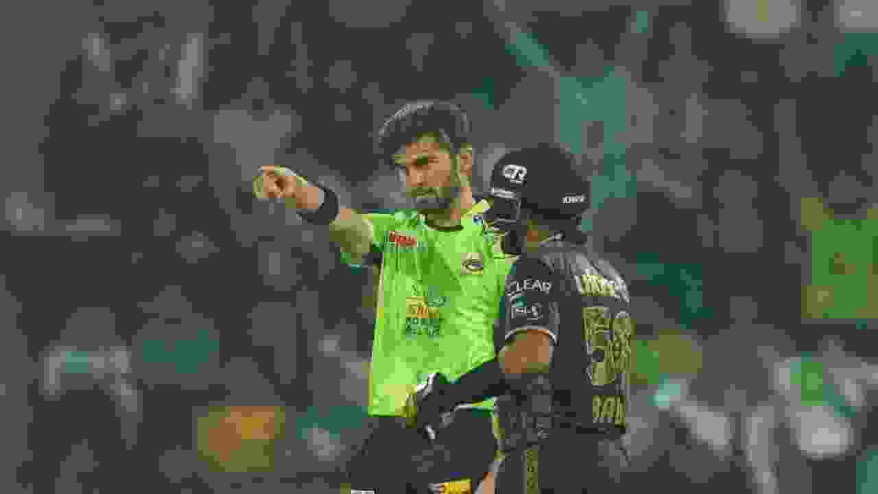 Peshawar Zalmi vs Lahore Qalandars 