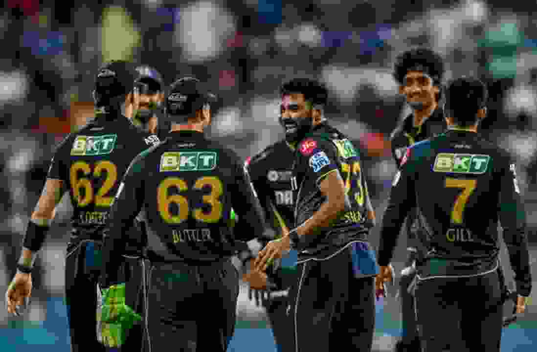 Fans Erupt in Celebration as Gujarat Titans Thrash Mumbai Indians with Powerful Performance