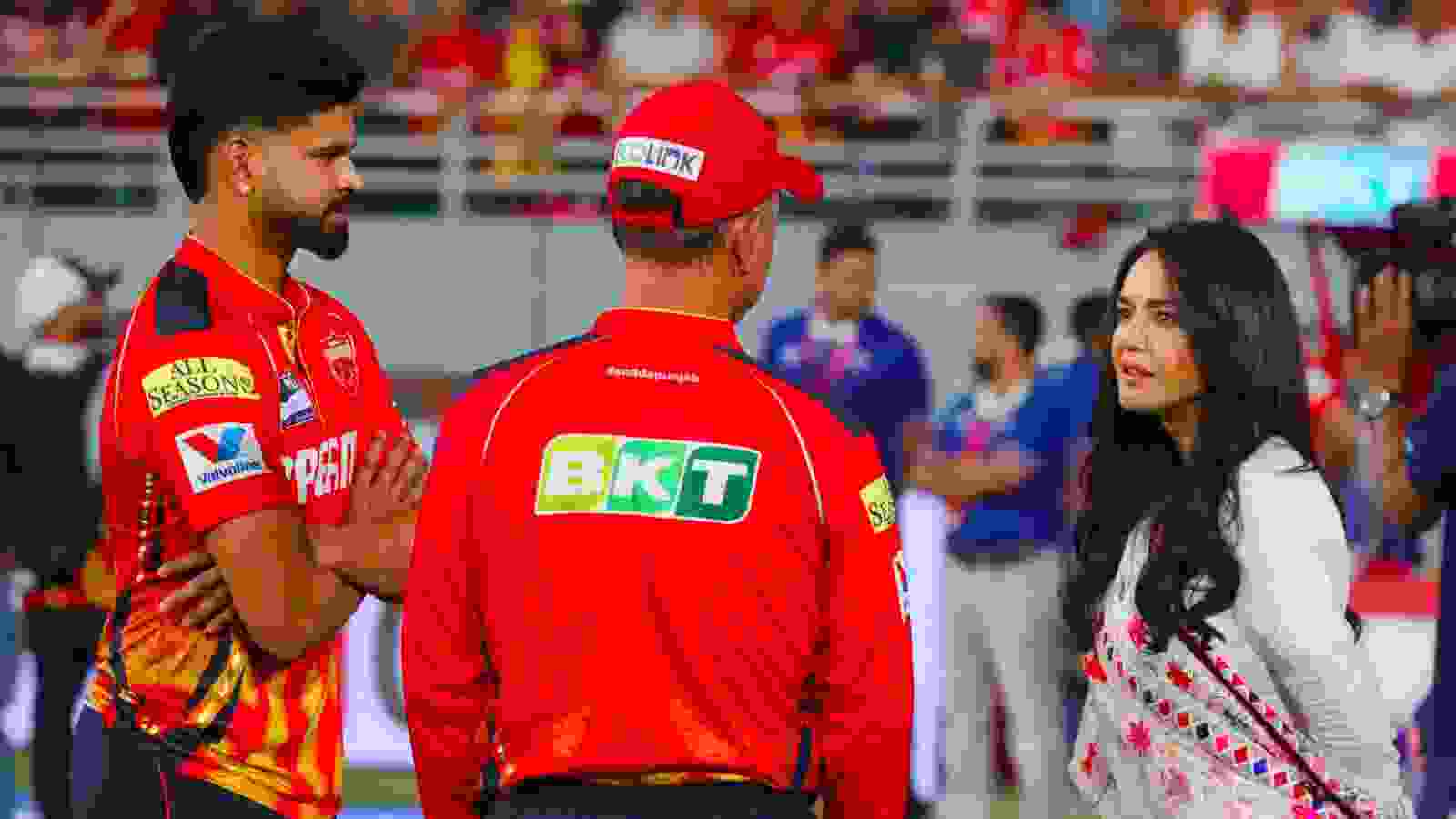 RICKY-PONTING-SHREYAS-IYER-PBKS-SPORTZPICS.webp