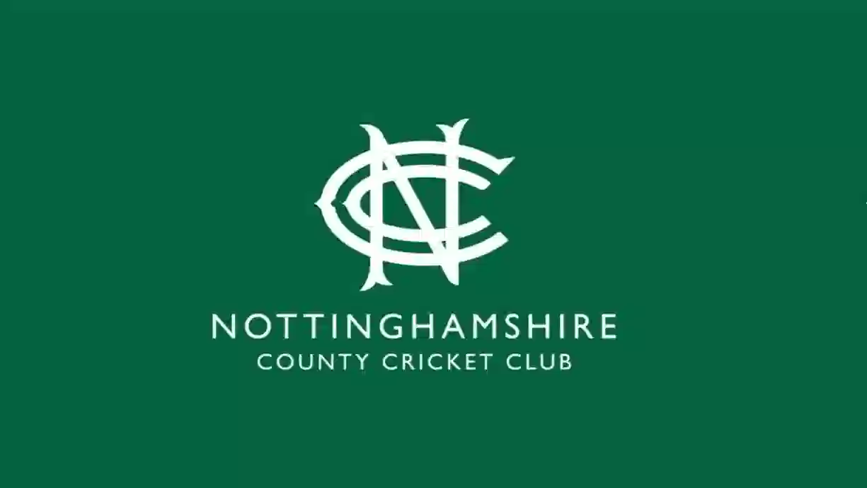 Nottingham signs 