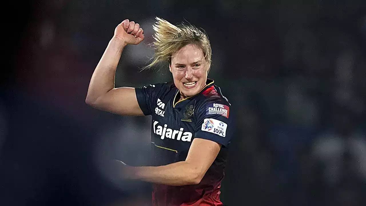 Ellyse Perry becomes the sixth woman cricketer to score 9,000 T20 runs, joining an elite group of legends like Suzie Bates, Sophie Devine, and Meg Lanning.