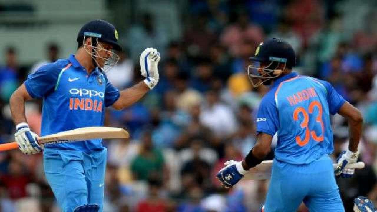 MS Dhoni Returns Once Again to Show What He Brings to the IPL, In a Face-off with His Protege