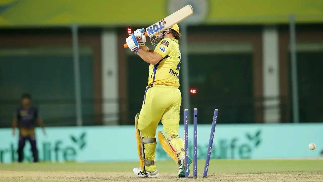 Watch: MS Dhoni gets clean bowled by Vaibhav Arora