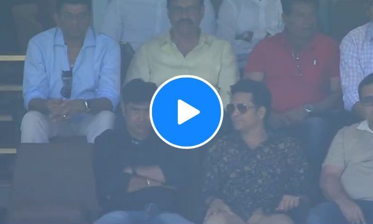 Sachin Tendulkar observes Ranji Trophy final at Wankhede following Sunil Gavaskar's lead