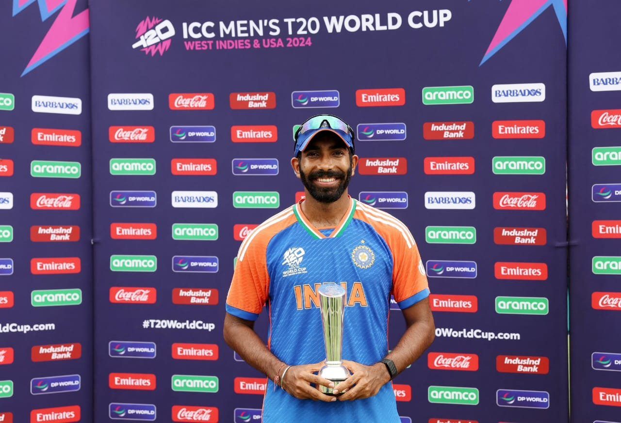 Jasprit Bumrah and Smriti Mandhana named ICC players of the month for june