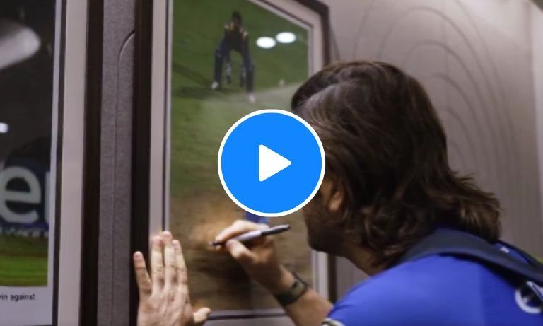 [Watch] MS Dhoni revisits the glory days in Mumbai
