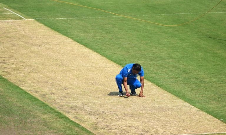 IND vs ENG: "There Are Cracks": Vikram Rathour Gives Honest Review Of Pitch For Ranchi Test