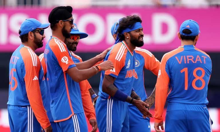 MS Dhoni heading to London for muscle tear treatment; future decisions post-recovery: Report