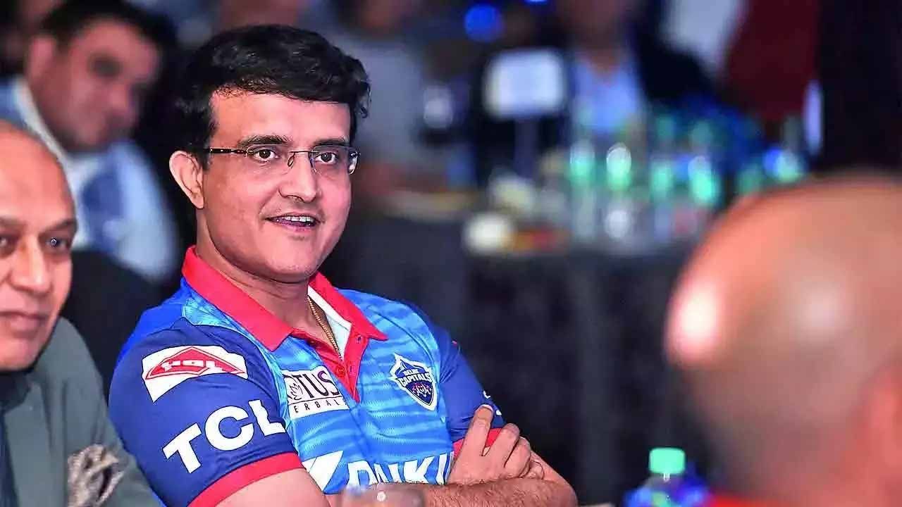 Fans of Virat Kohli are disappointed by Sourav Ganguly's tweet praising Shubman Gill