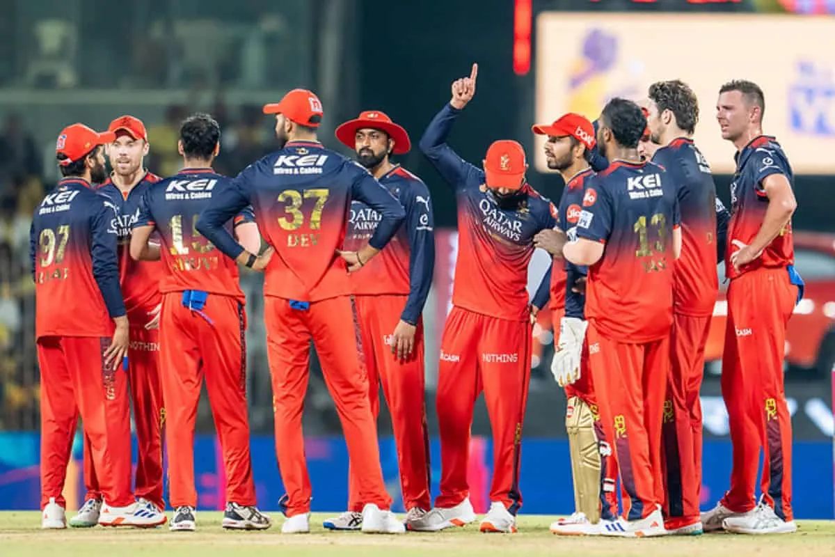 Team-RCB-Celebrates-Victory