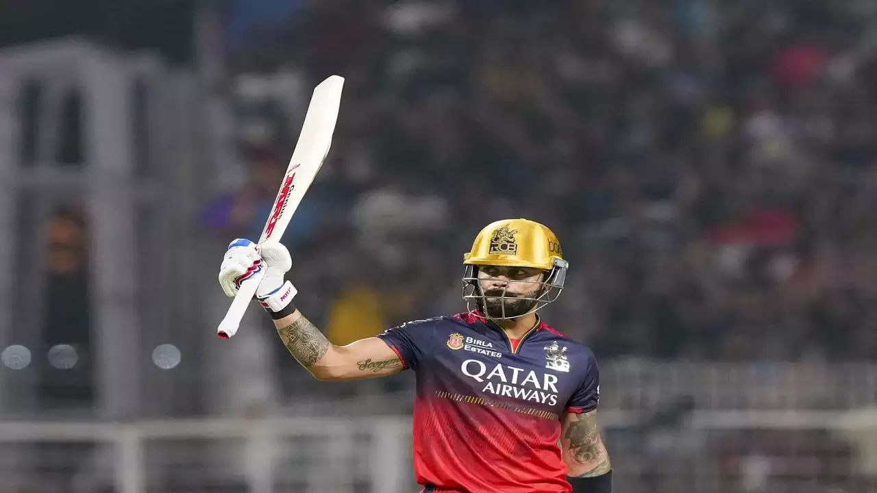 Virat Kohli hitR 1000 boundaries