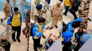 MS Dhoni grants the elderly woman's selfie wish.