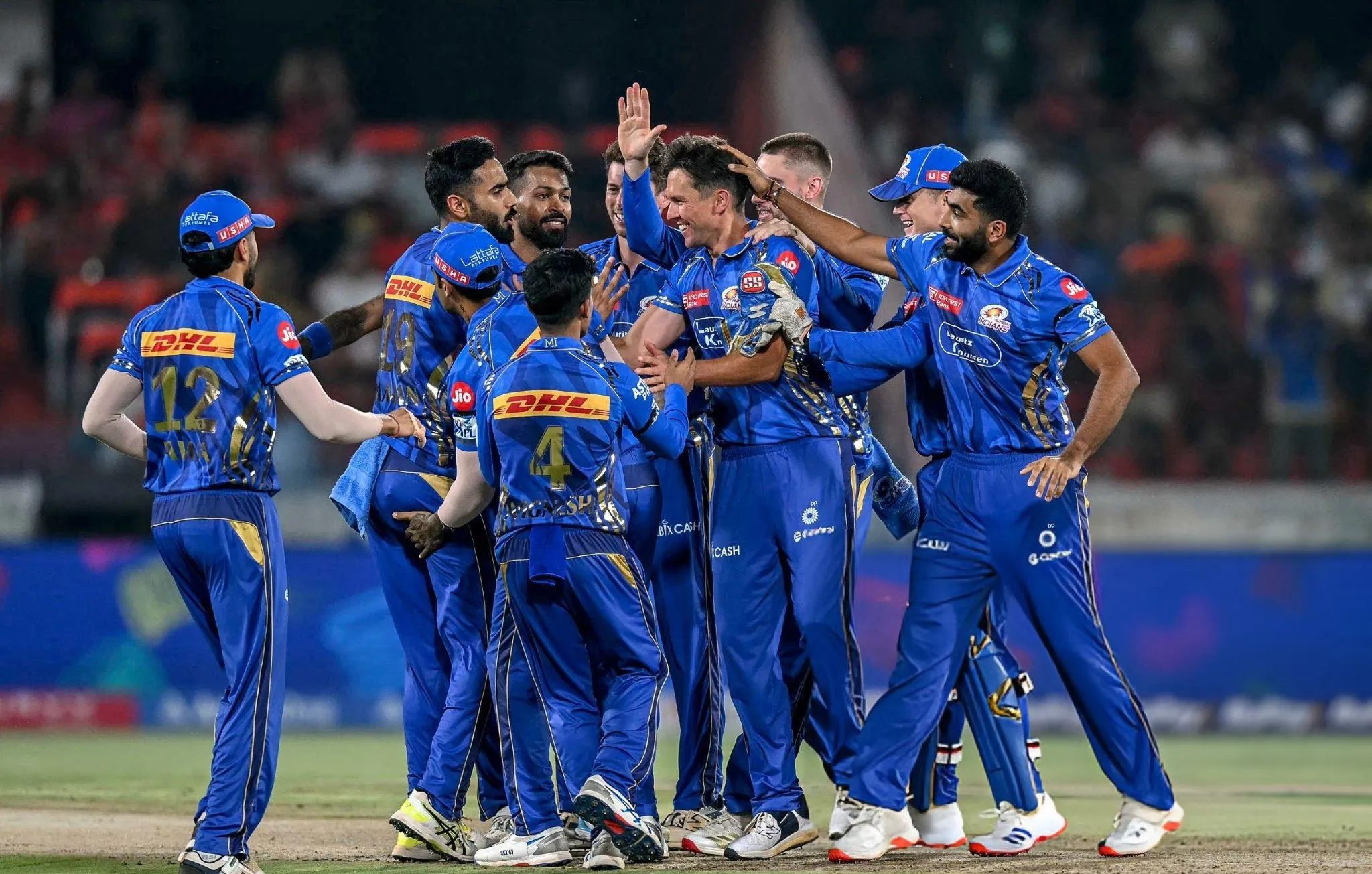 Mumbai Indians signed legspinner Raghu Sharma