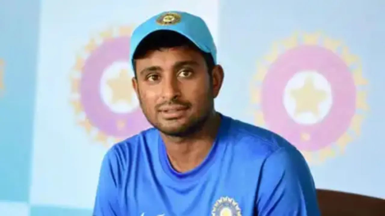 Ambati Rayudu bakclash on Twitter