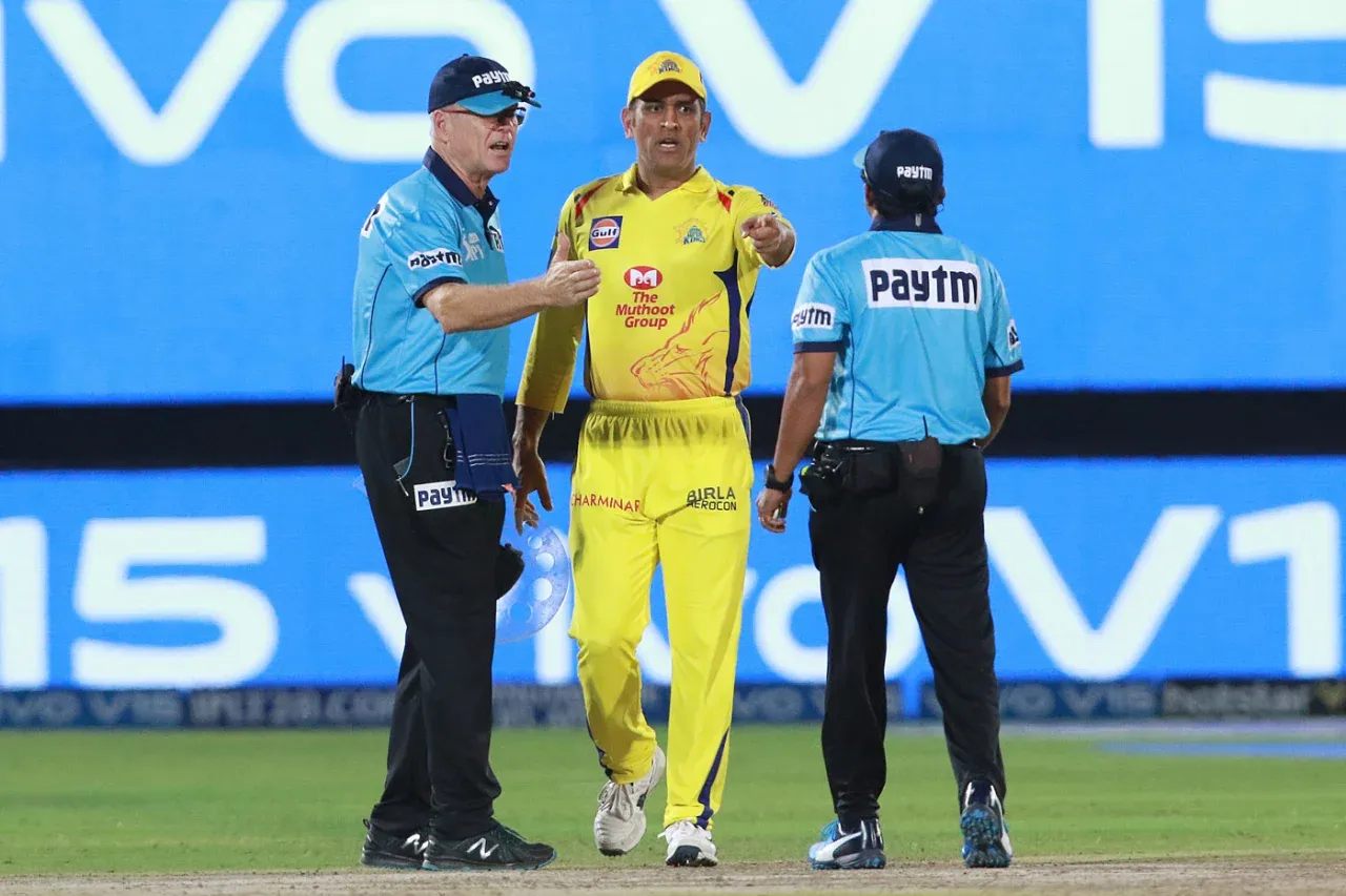 MSD angry moments IPL